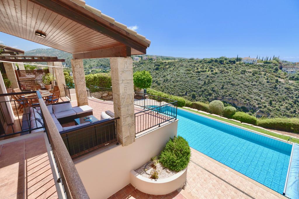 4 Bedroom Villa Helidoni With Private Infinity Pool, Aphrodite Hills Resort Kouklia Exterior foto