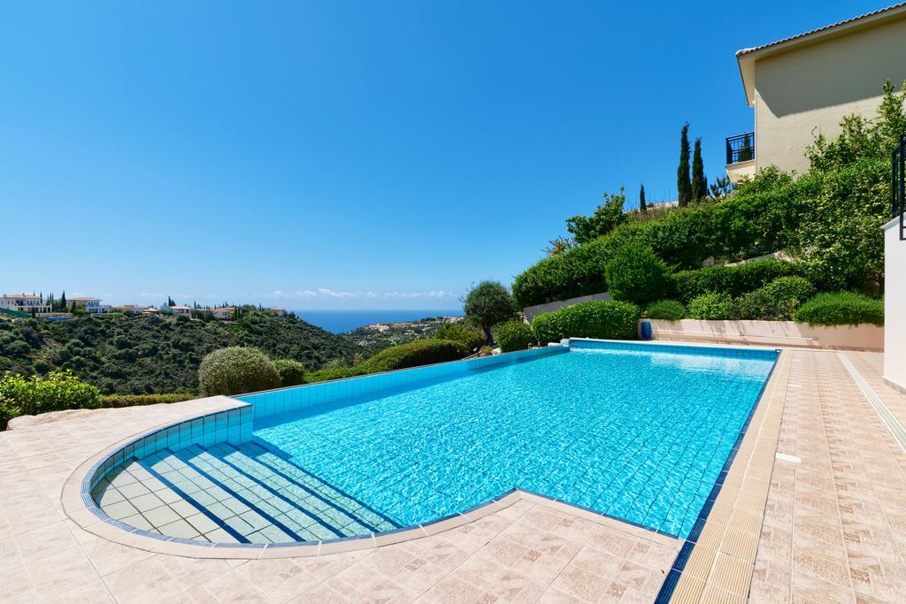 4 Bedroom Villa Helidoni With Private Infinity Pool, Aphrodite Hills Resort Kouklia Exterior foto