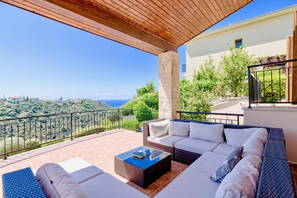 4 Bedroom Villa Helidoni With Private Infinity Pool, Aphrodite Hills Resort Kouklia Exterior foto